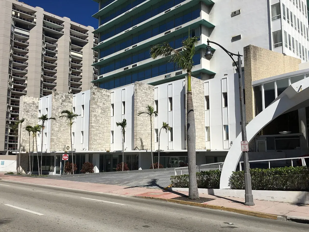A 1950s mid-century modern hotel building on Collins Avenue in Mid-Beach